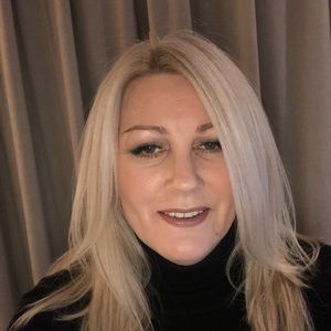 Meet your Posher, Charlotte